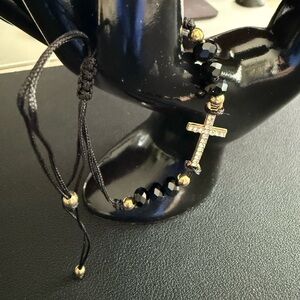 (NEW) Black Beaded Bracelet with Gold Cross